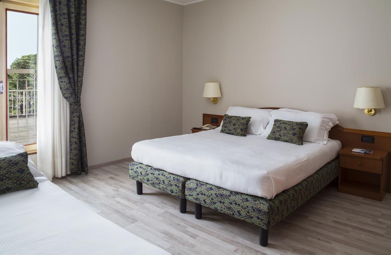 Hotel Beatrice Эсте Экстерьер фото